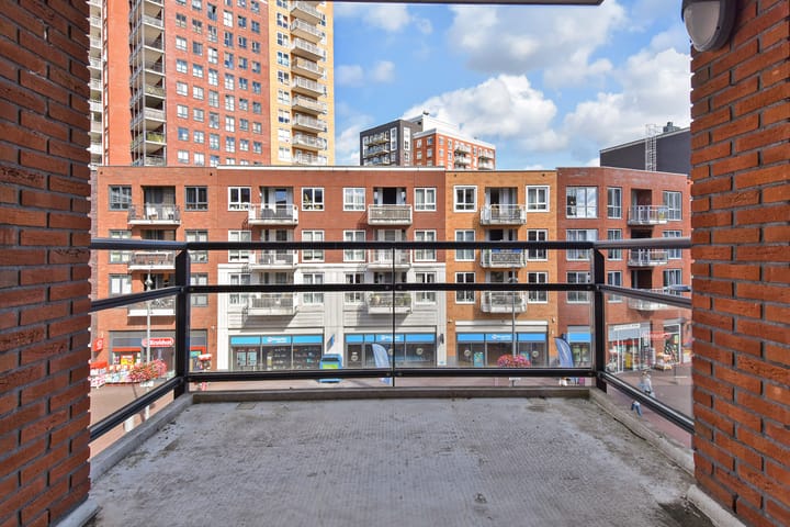 Photo 2 of Oosterheemplein 509