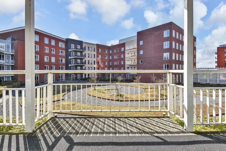 Photo 5 of Oosterheemplein 509