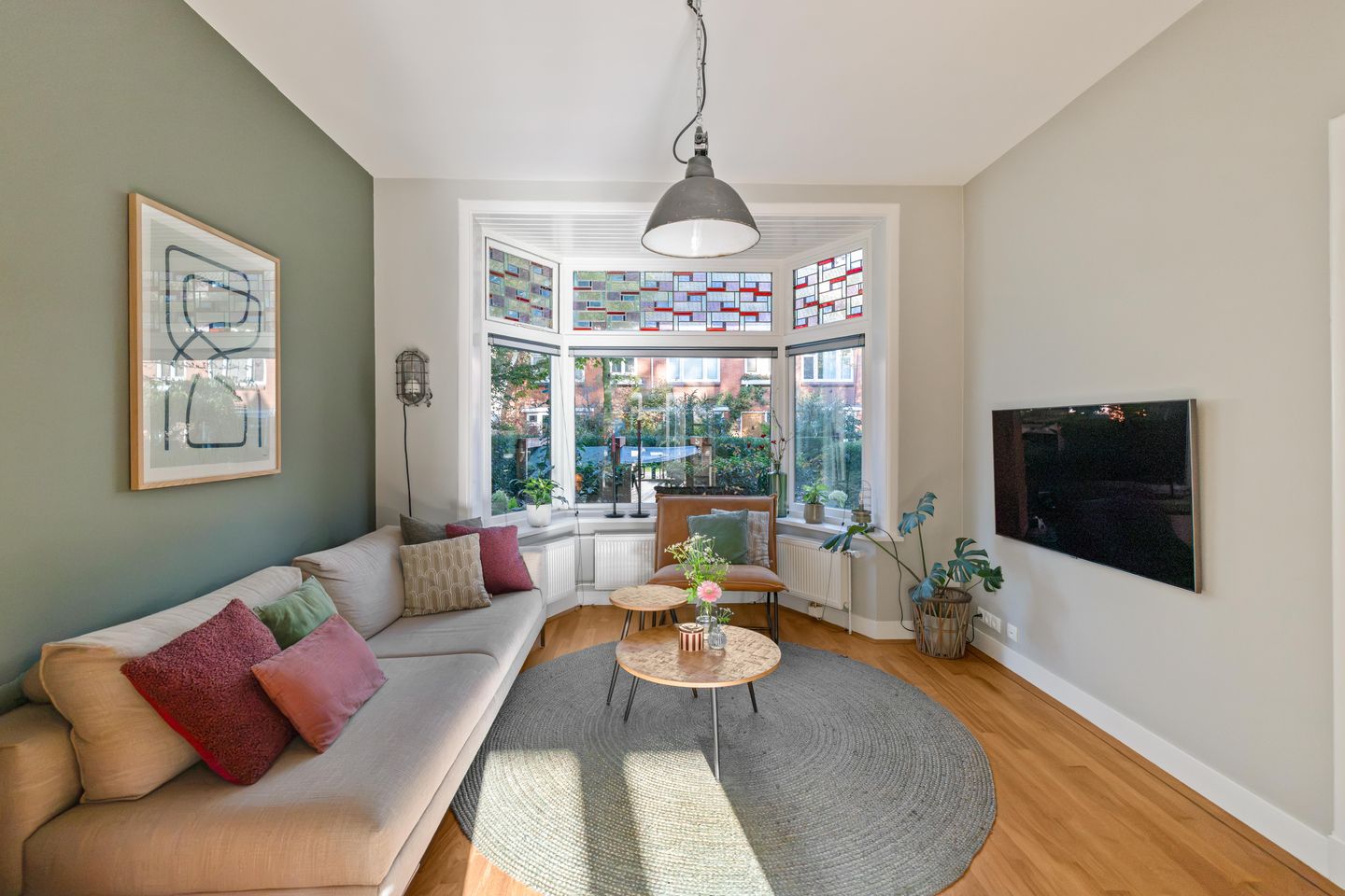 Photo 10 of Van Hamelstraat 13