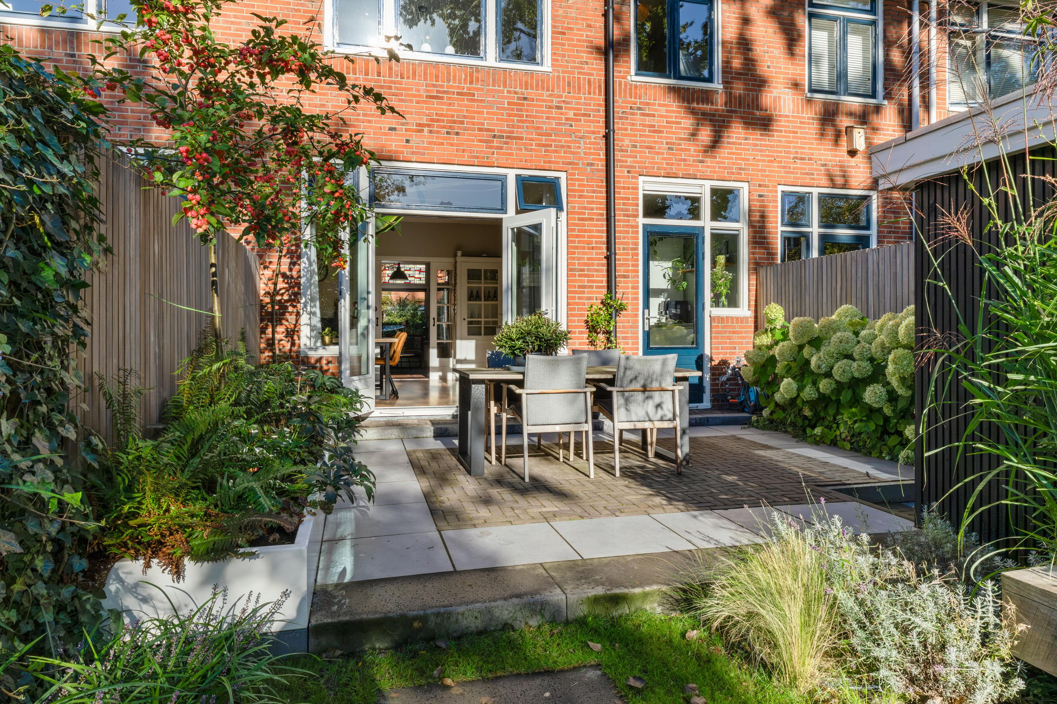 Photo 39 of Van Hamelstraat 13