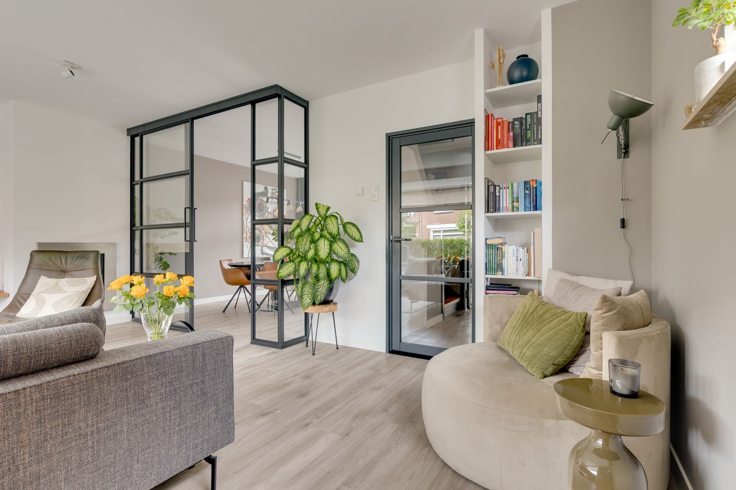 Photo 5 of Carry van Bruggenstraat 6