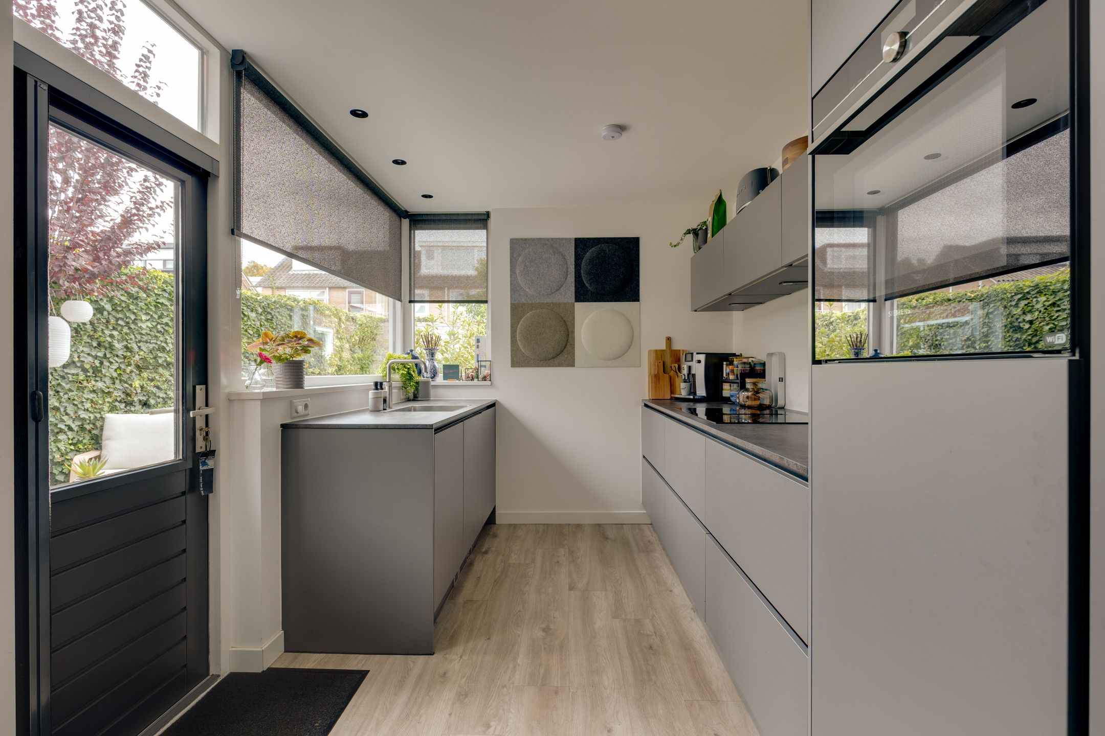 Photo 15 of Carry van Bruggenstraat 6