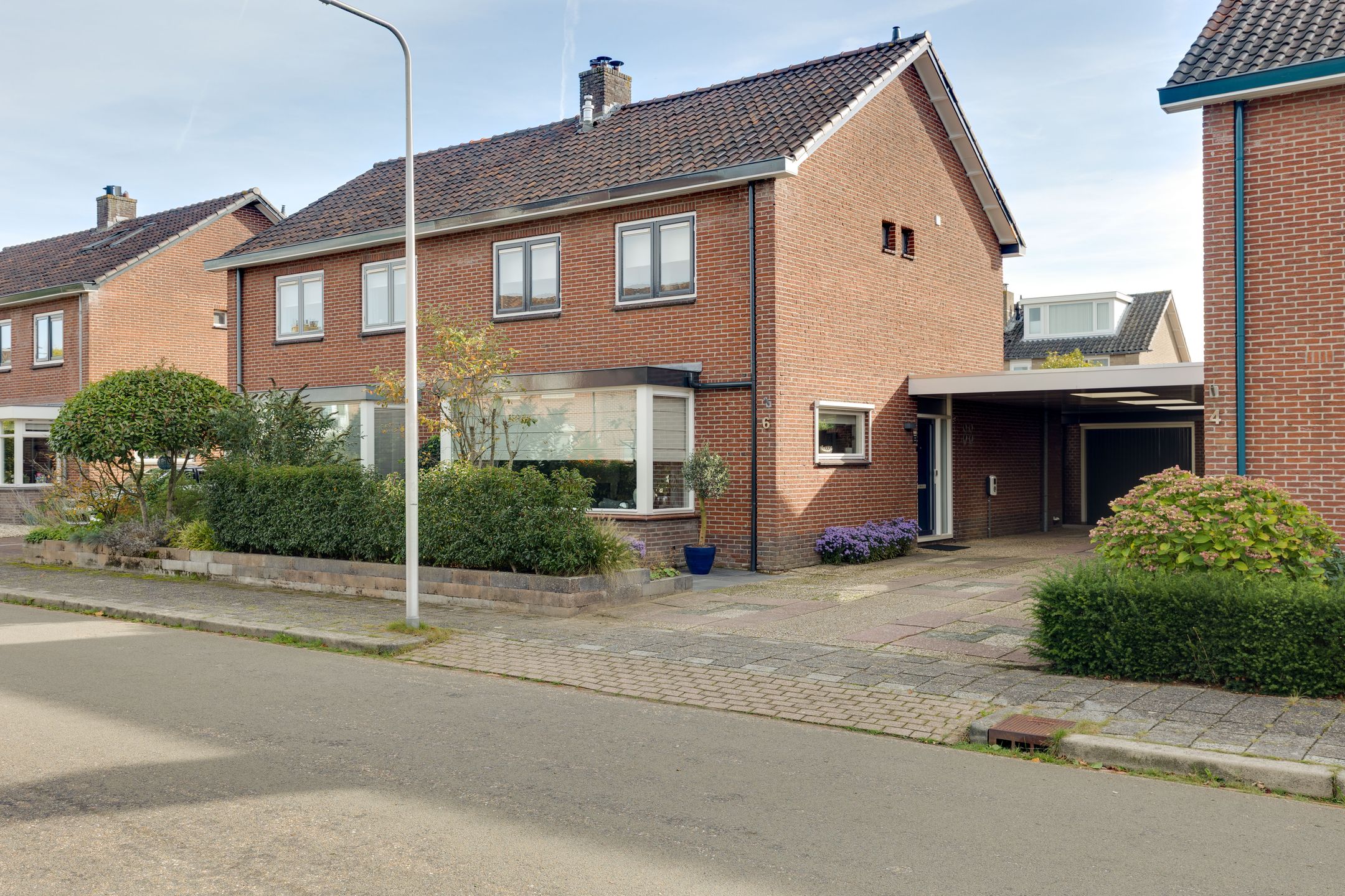 Photo 51 of Carry van Bruggenstraat 6