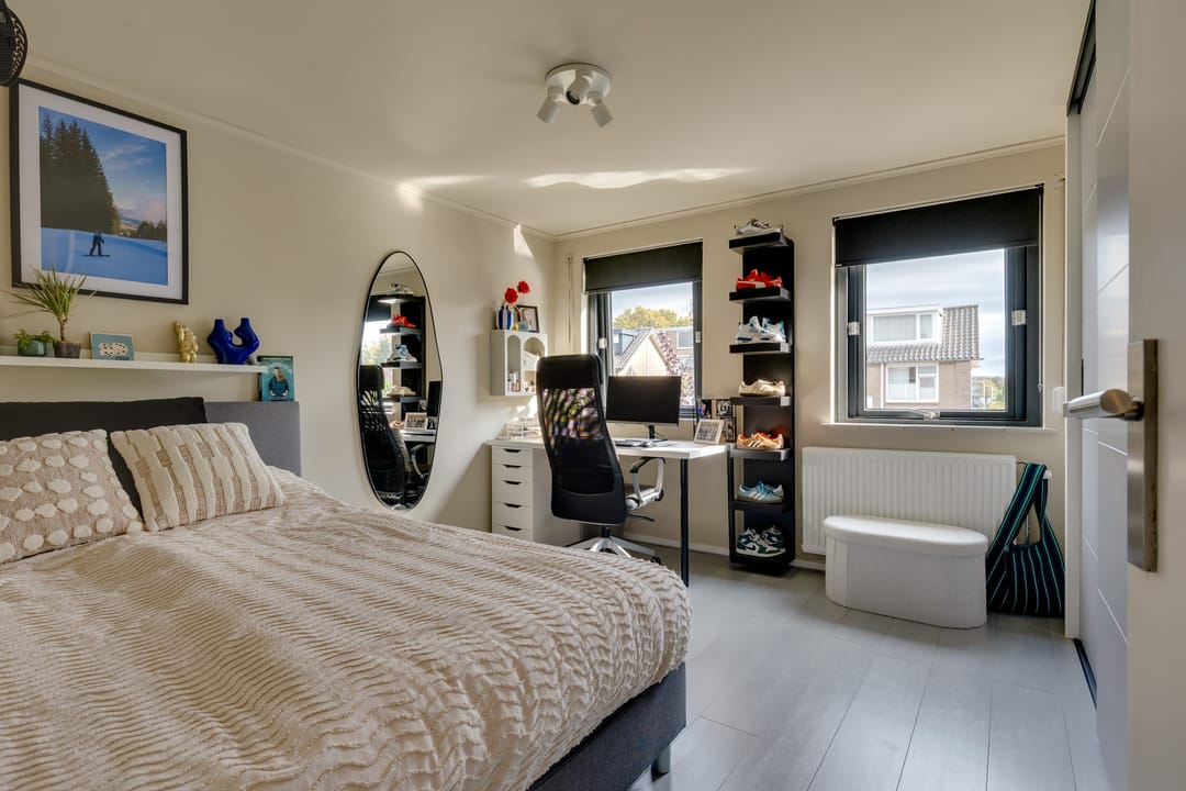 Photo 23 of Carry van Bruggenstraat 6