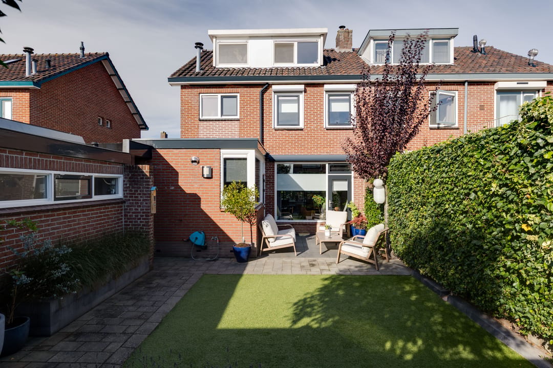 Photo 43 of Carry van Bruggenstraat 6