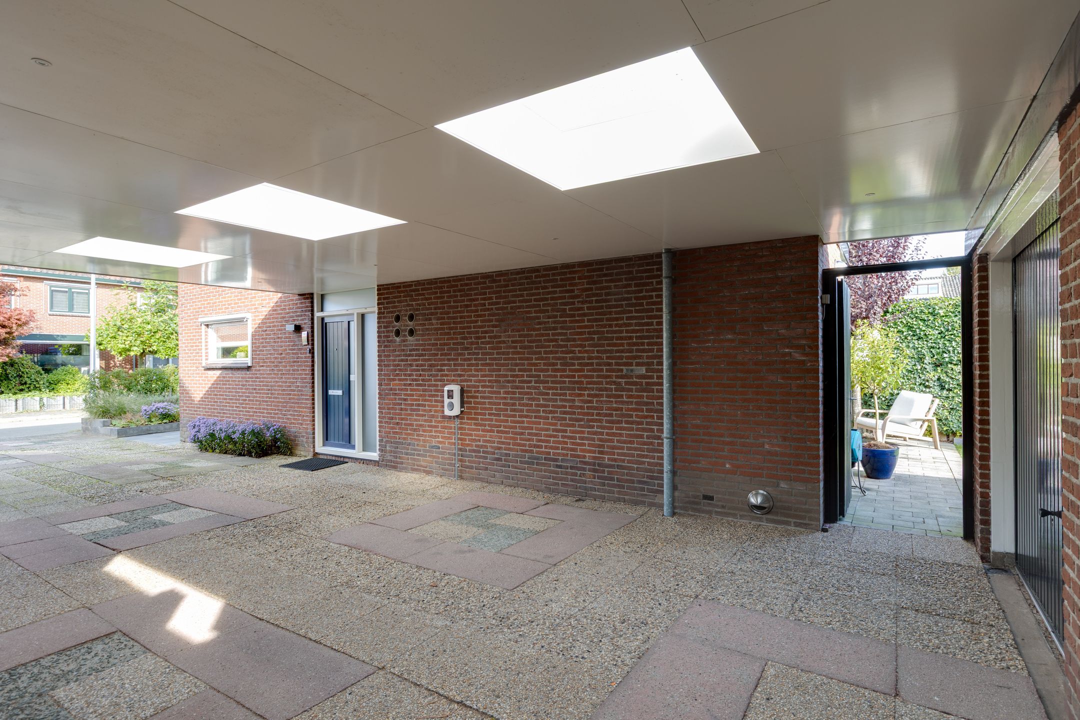 Photo 48 of Carry van Bruggenstraat 6