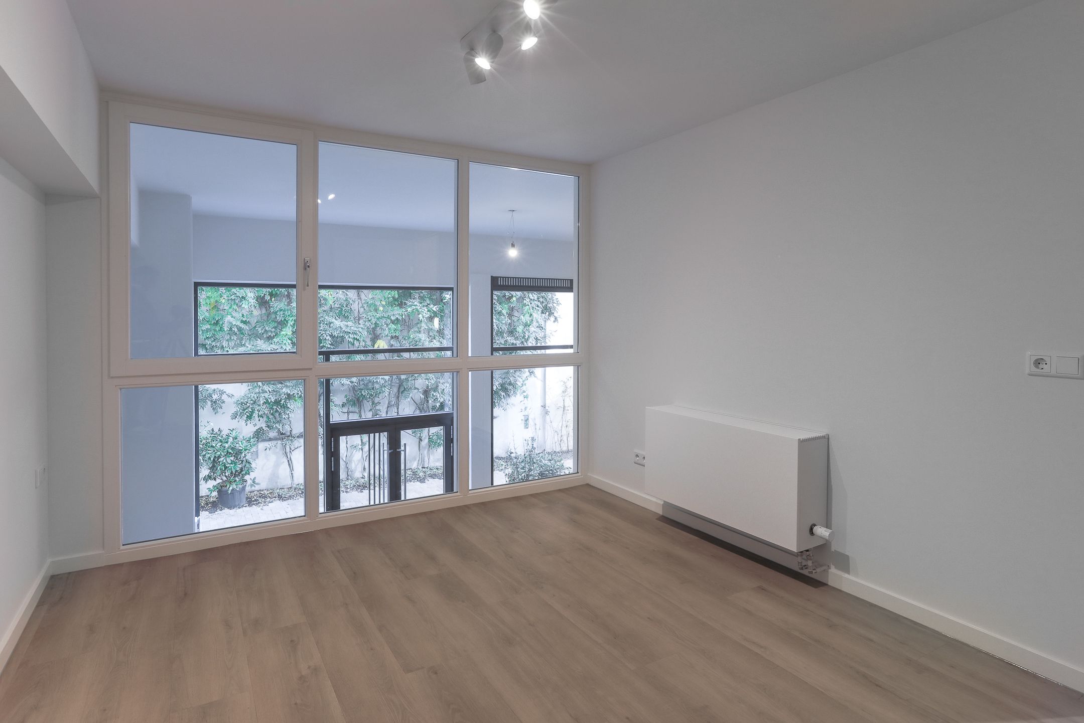 Photo 21 of Pieter Vreedestraat 15