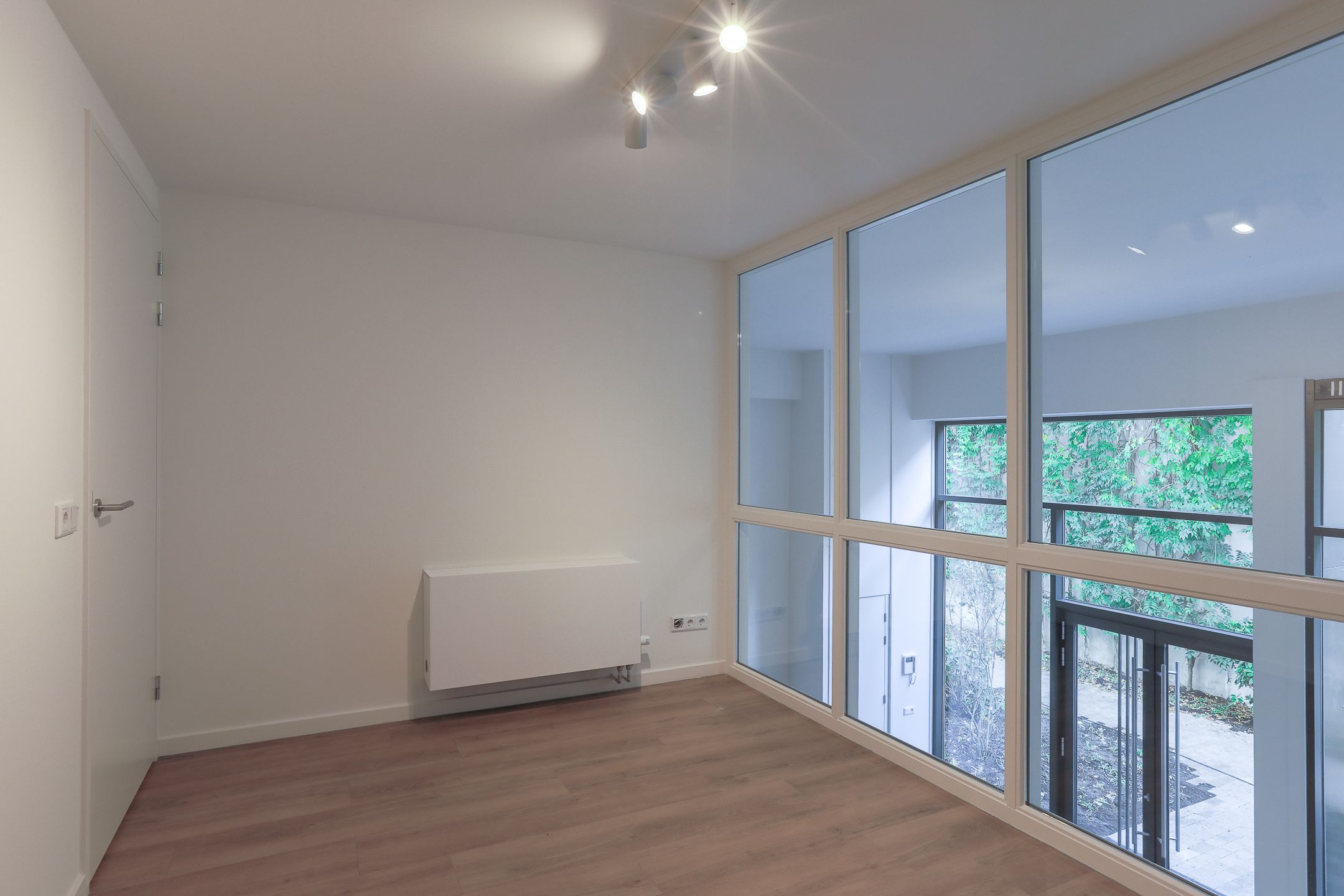 Photo 24 of Pieter Vreedestraat 15