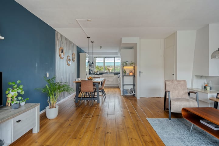 Tussenwoning te koop: Steeneikzoom 14, Zoetermeer