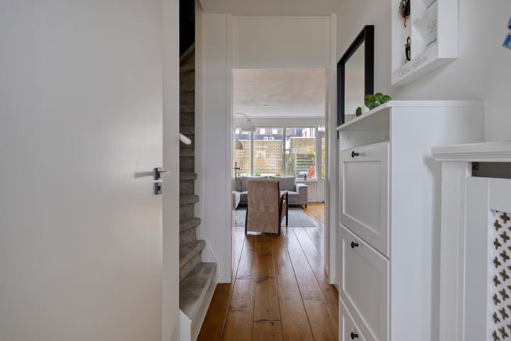Tussenwoning te koop: Steeneikzoom 14, Zoetermeer