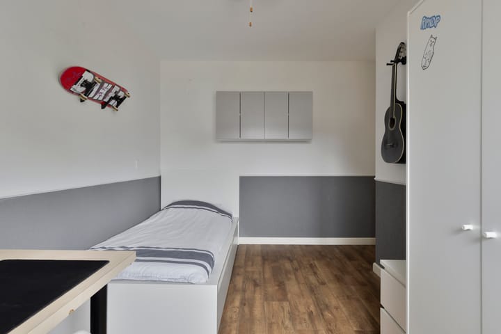 Tussenwoning te koop: Steeneikzoom 14, Zoetermeer