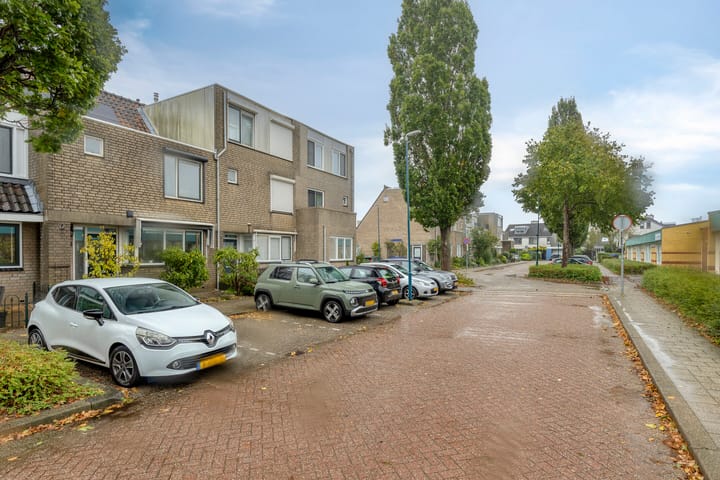 Tussenwoning te koop: Steeneikzoom 14, Zoetermeer