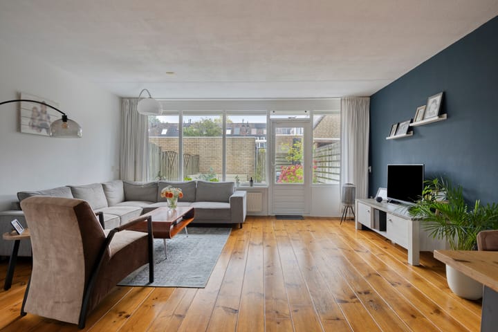 Tussenwoning te koop: Steeneikzoom 14, Zoetermeer