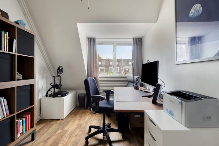 Tussenwoning te koop: Steeneikzoom 14, Zoetermeer