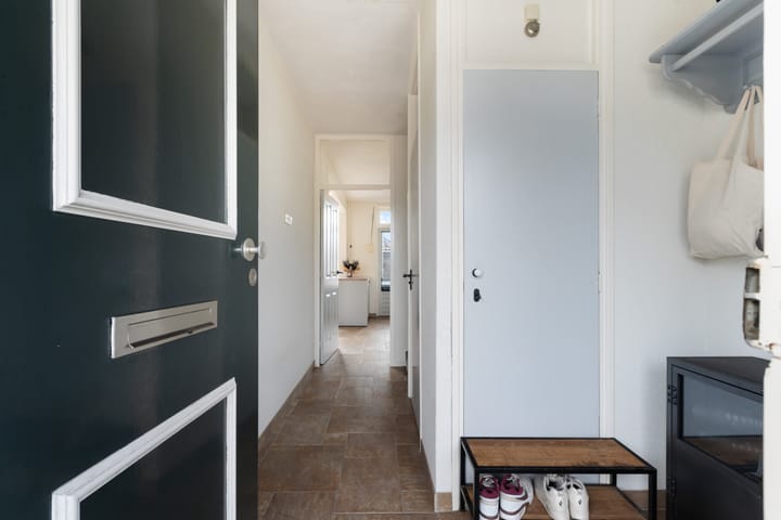 Tussenwoning te koop: De Wieken 90, Zevenbergschen Hoek (Gem. Moerdijk)