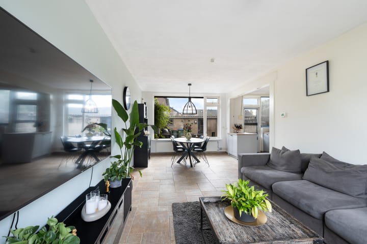 Tussenwoning te koop: De Wieken 90, Zevenbergschen Hoek (Gem. Moerdijk)