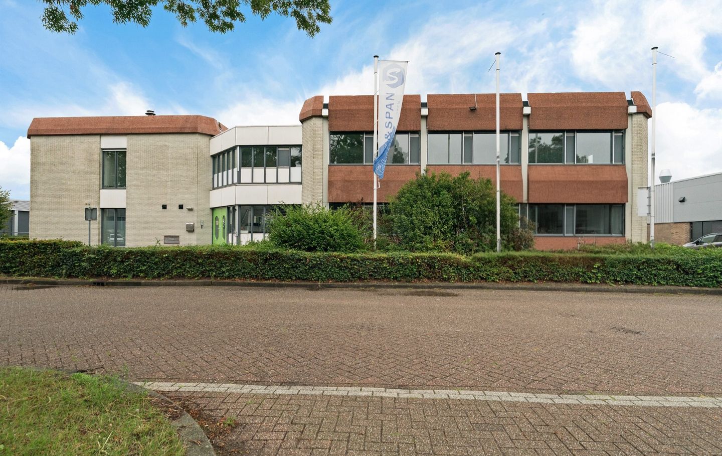 Bekijk foto 4 van Voltastraat 19
