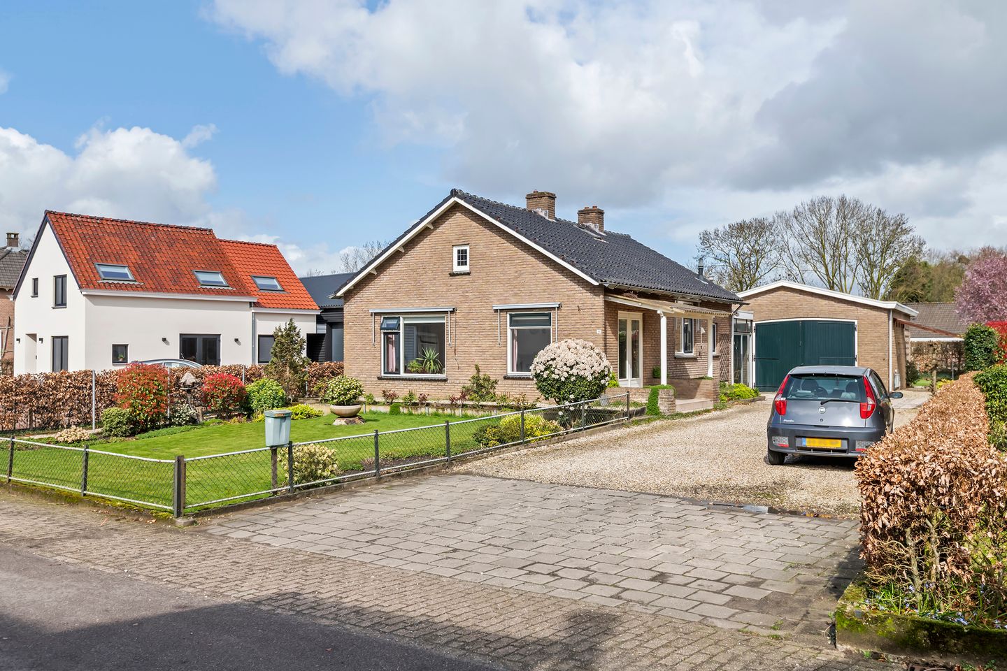 Photo 5 of Jeudestraat 18