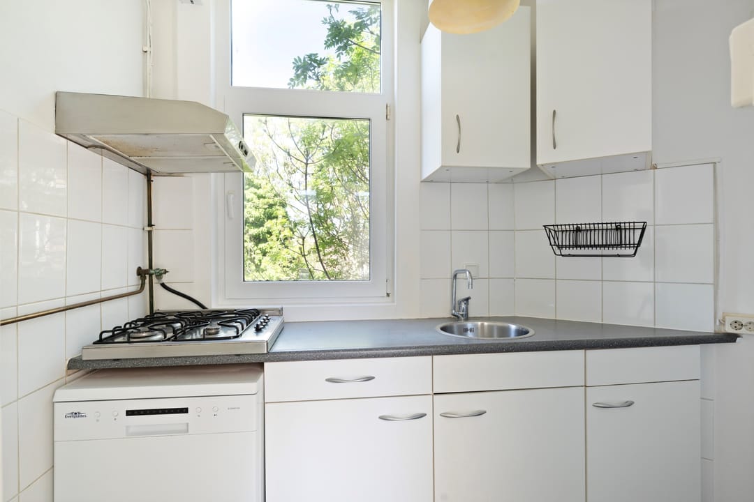 Photo 8 of Franklinstraat 21-A2