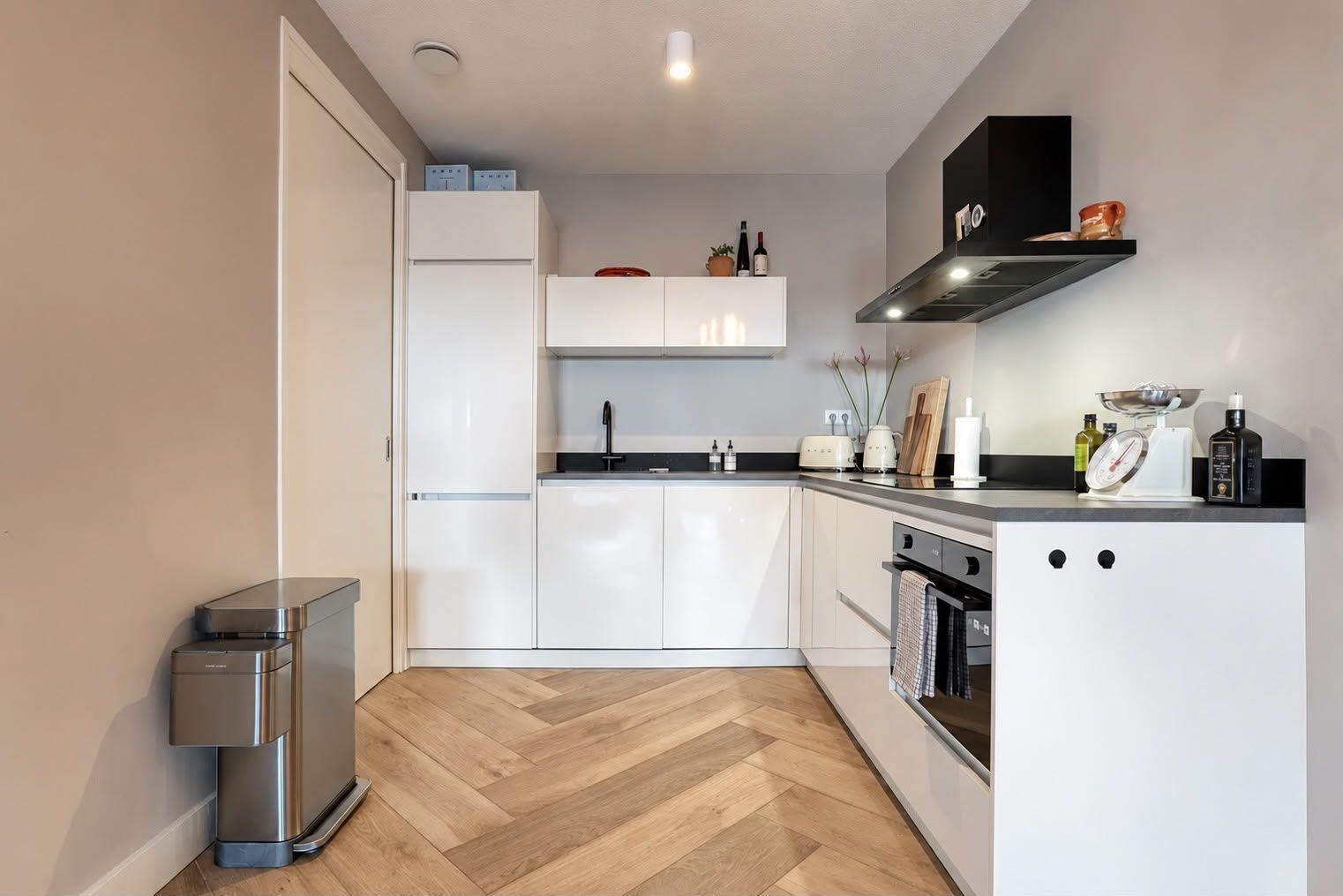 Photo 3 of Grotestraat 30-A2