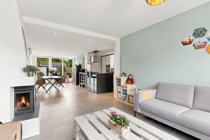 Tussenwoning te koop: Jacob Catslaan 31, Woerden