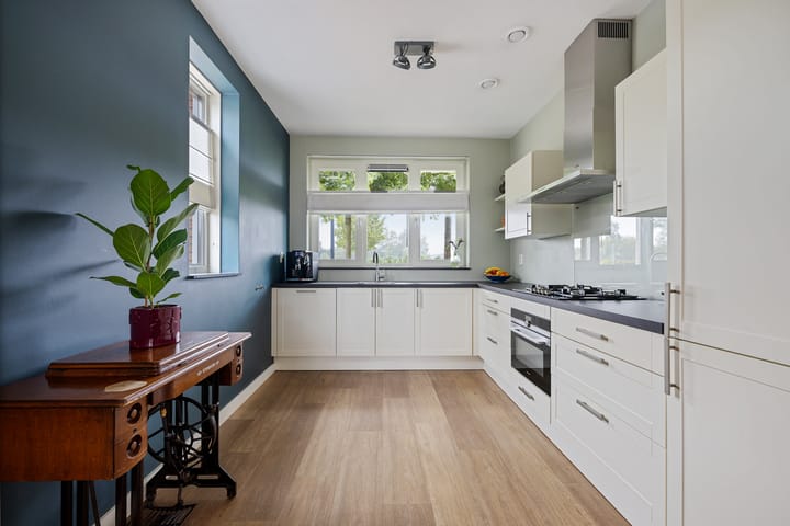 Hoekwoning te koop: Luytkemeer 5, Heerenveen