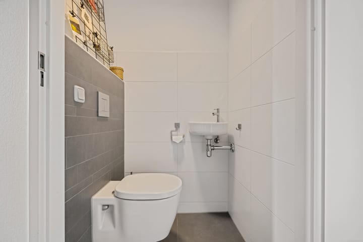 Hoekwoning te koop: Luytkemeer 5, Heerenveen