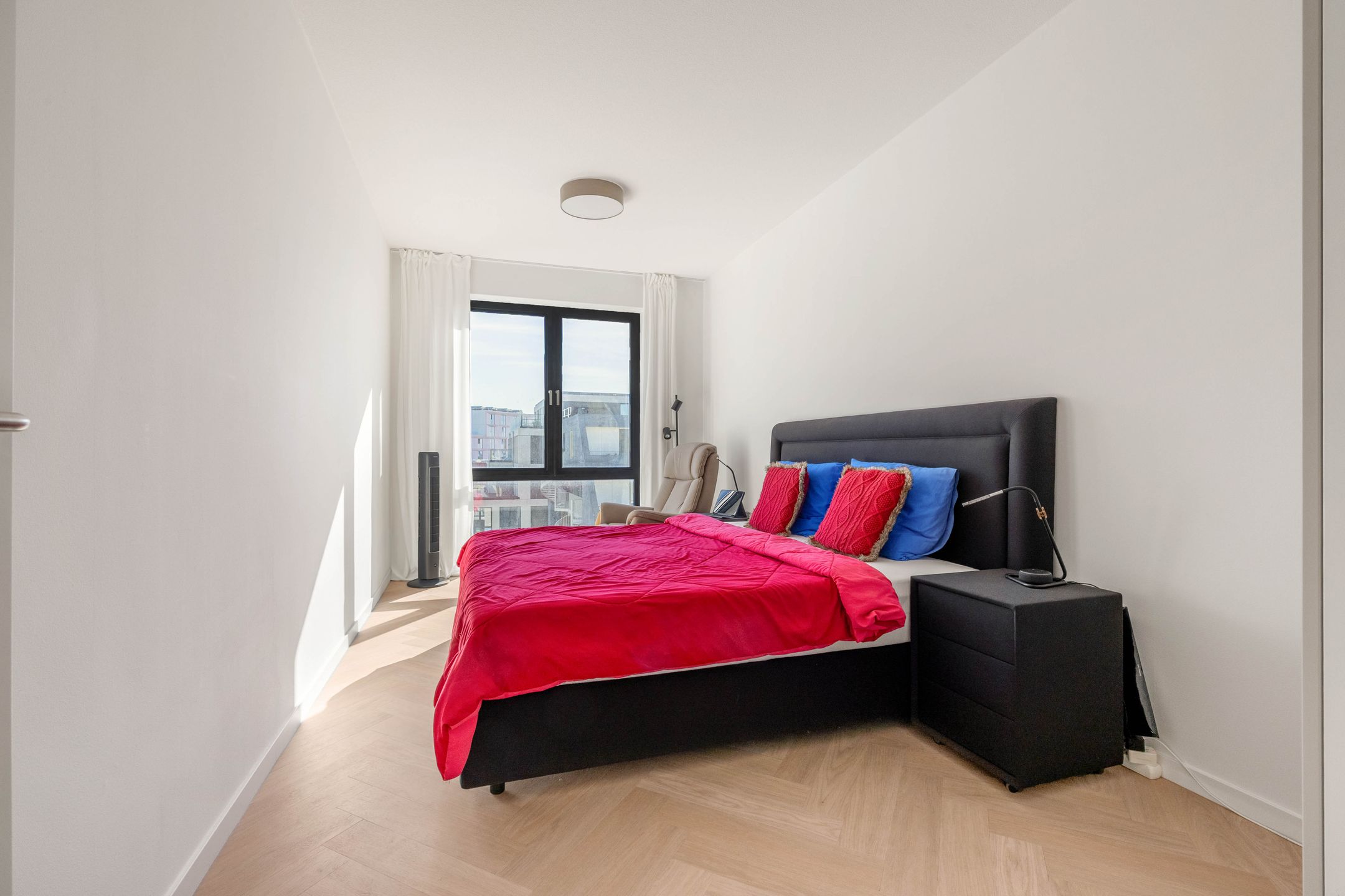 Photo 9 of Niemeyerstraat 251