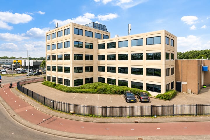 Graaf van Solmsweg 111