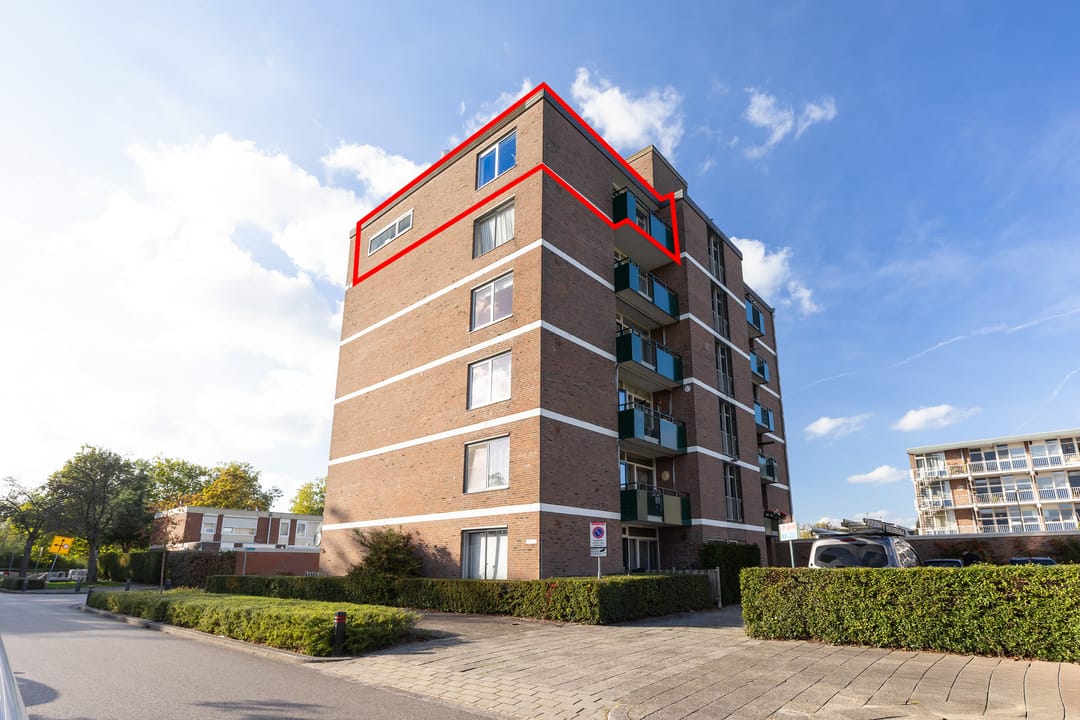 Photo 1 of Eemstraat 19