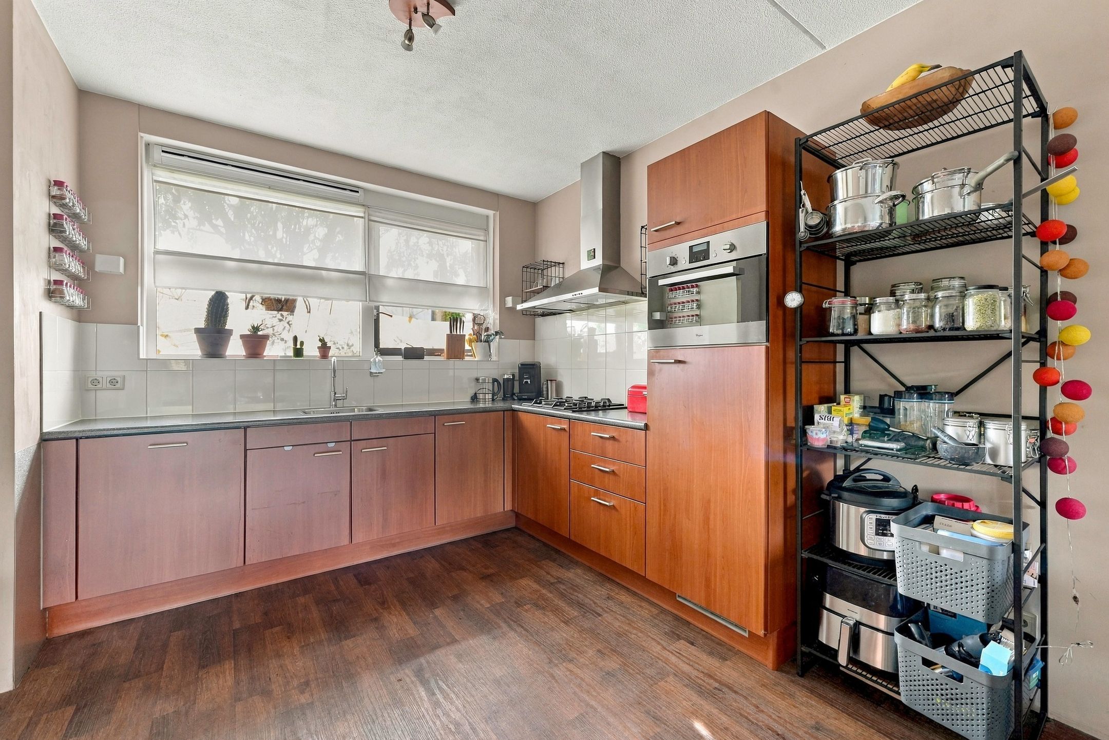 Photo 9 of Robert Johnsonstraat 45