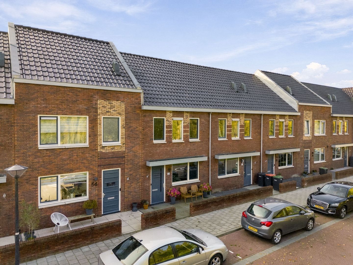 Foto 1 van Meester Mantelstraat 53