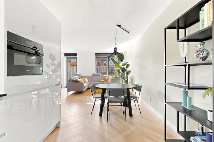 Foto 4 van Meester Mantelstraat 53