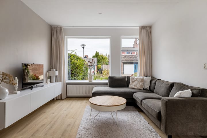 Tussenwoning te koop: Fuormanderij 10, Dronryp