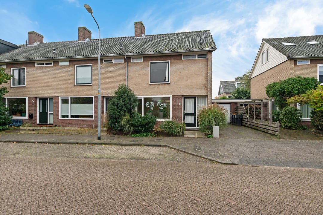 Foto 1 van Meeuwenlaan 38