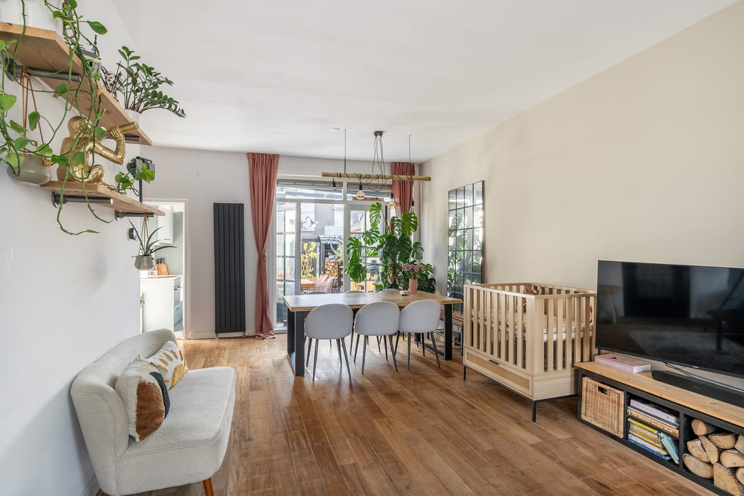 Photo 11 of Prins Hendrikstraat 17