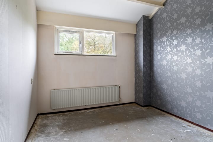 Tussenwoning te koop: Taniaburg 10, Leeuwarden