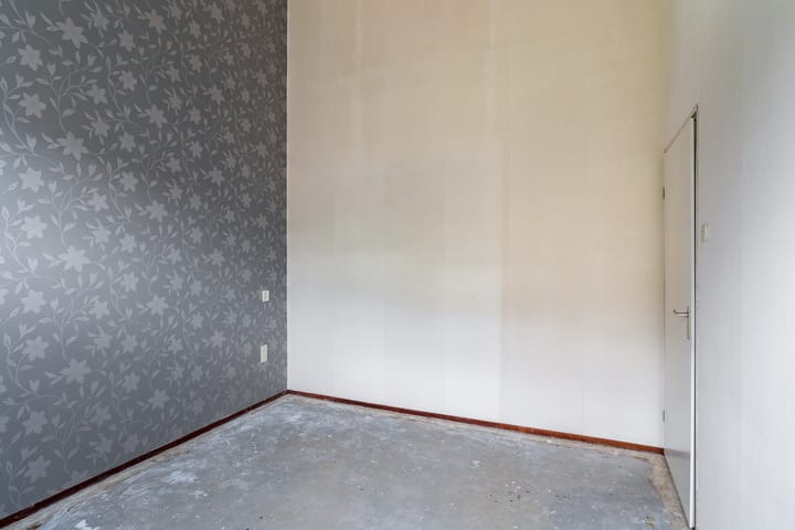 Tussenwoning te koop: Taniaburg 10, Leeuwarden