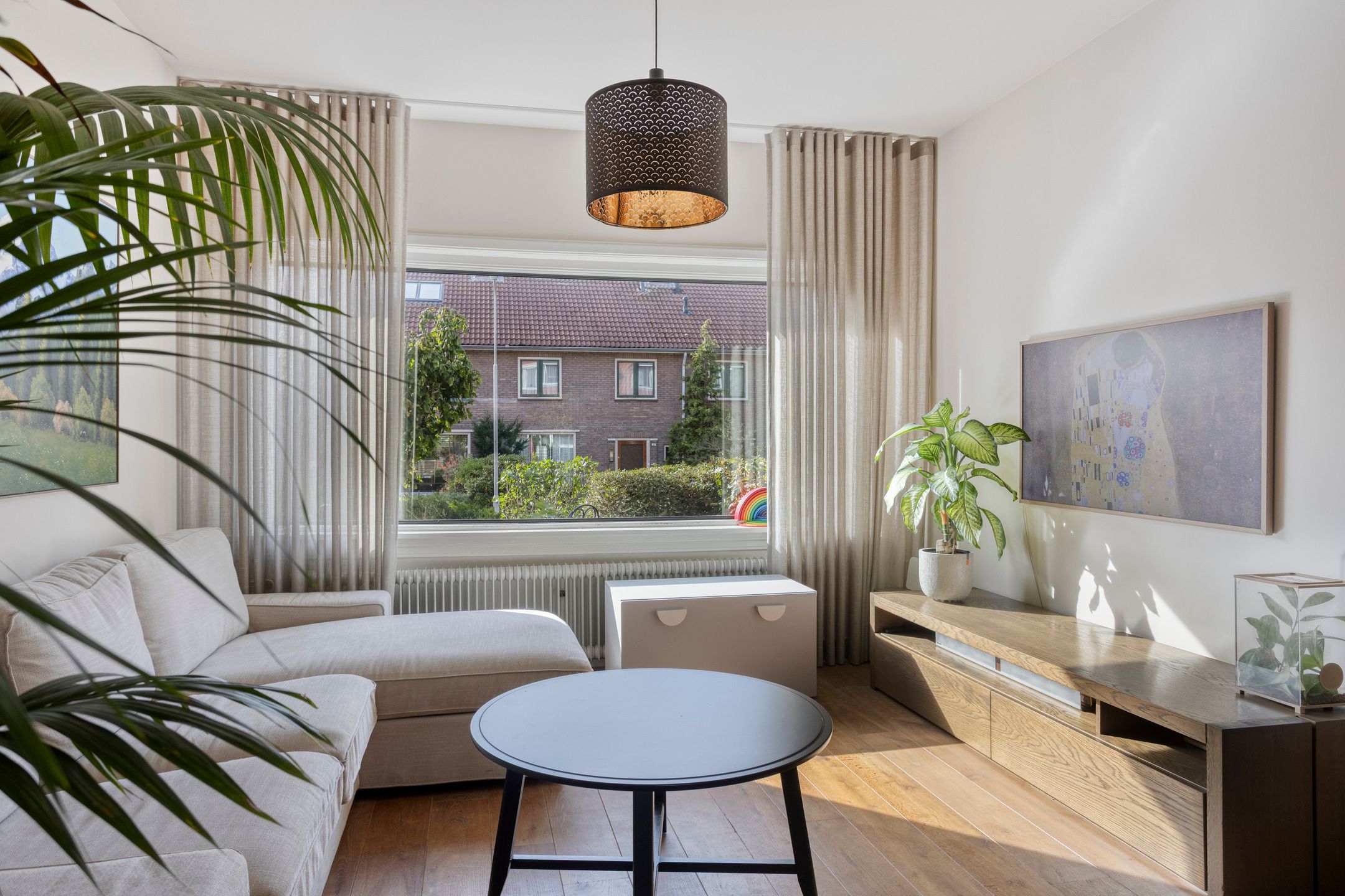 Photo 12 of Obrechtstraat 46