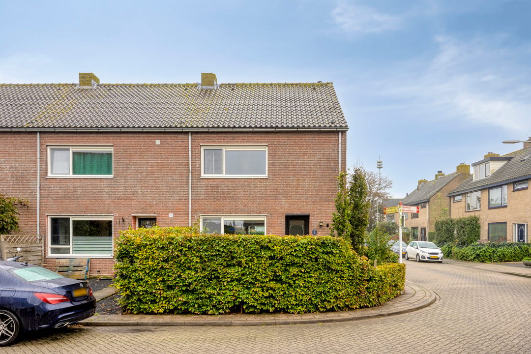 Photo 13 of Willem-Alexanderstraat 17