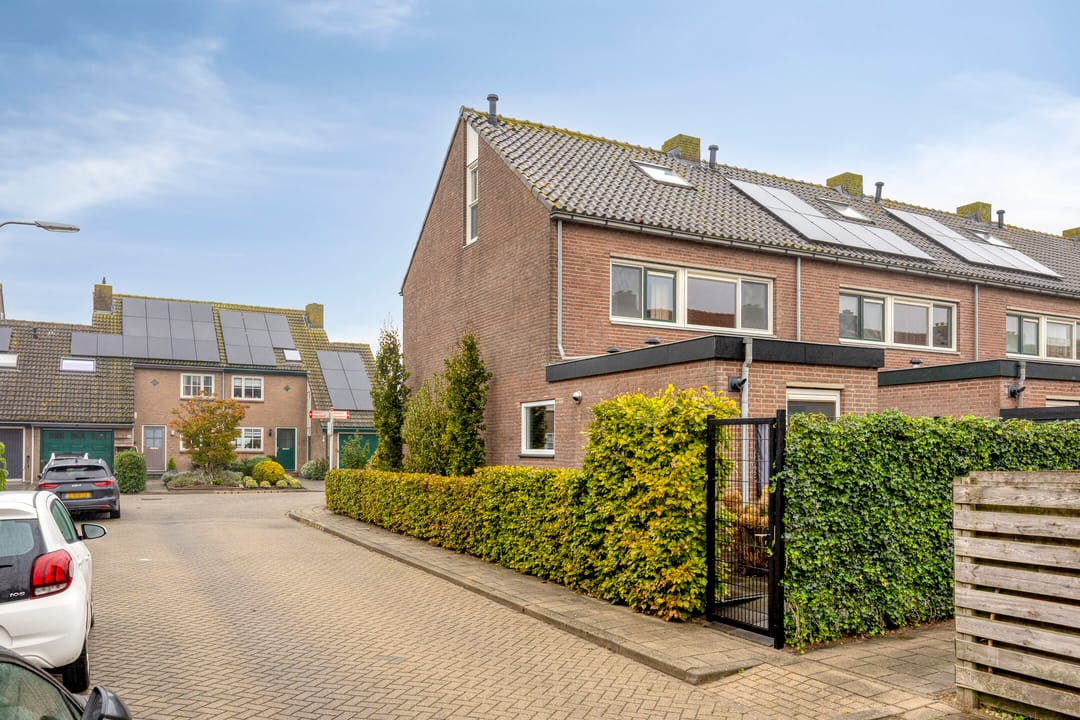 Photo 46 of Willem-Alexanderstraat 17