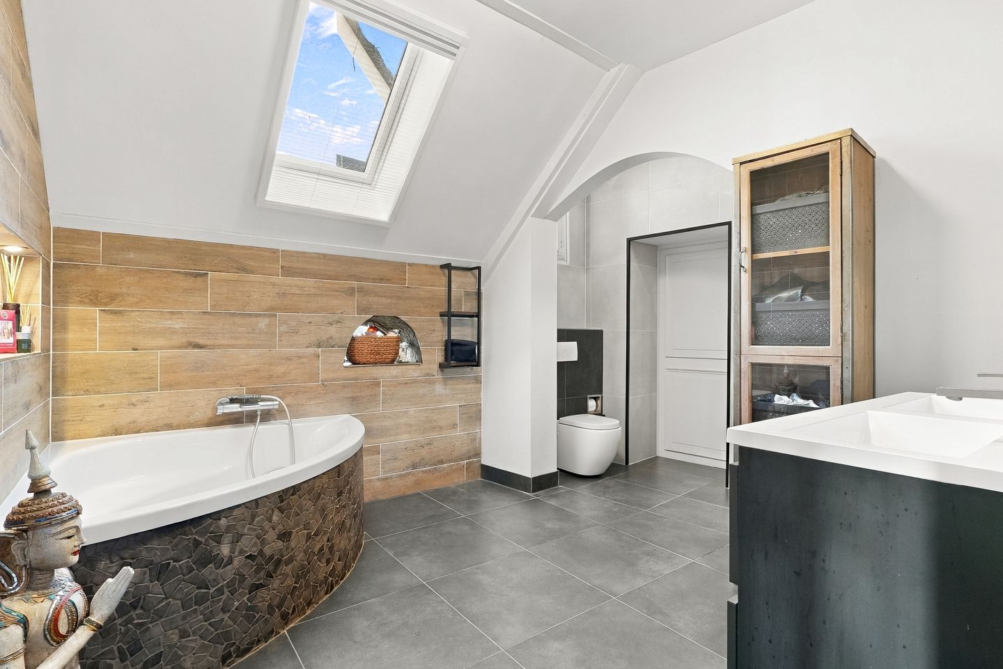 Photo 19 of Voorstraat 113