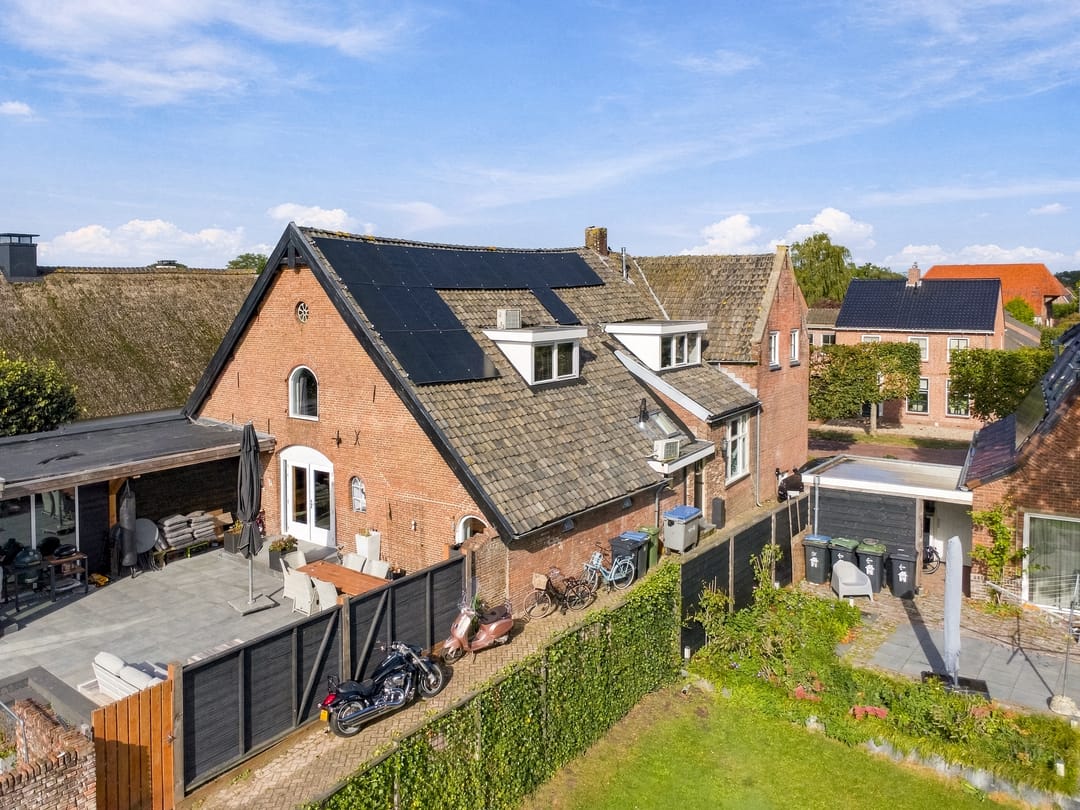 Photo 61 of Voorstraat 113