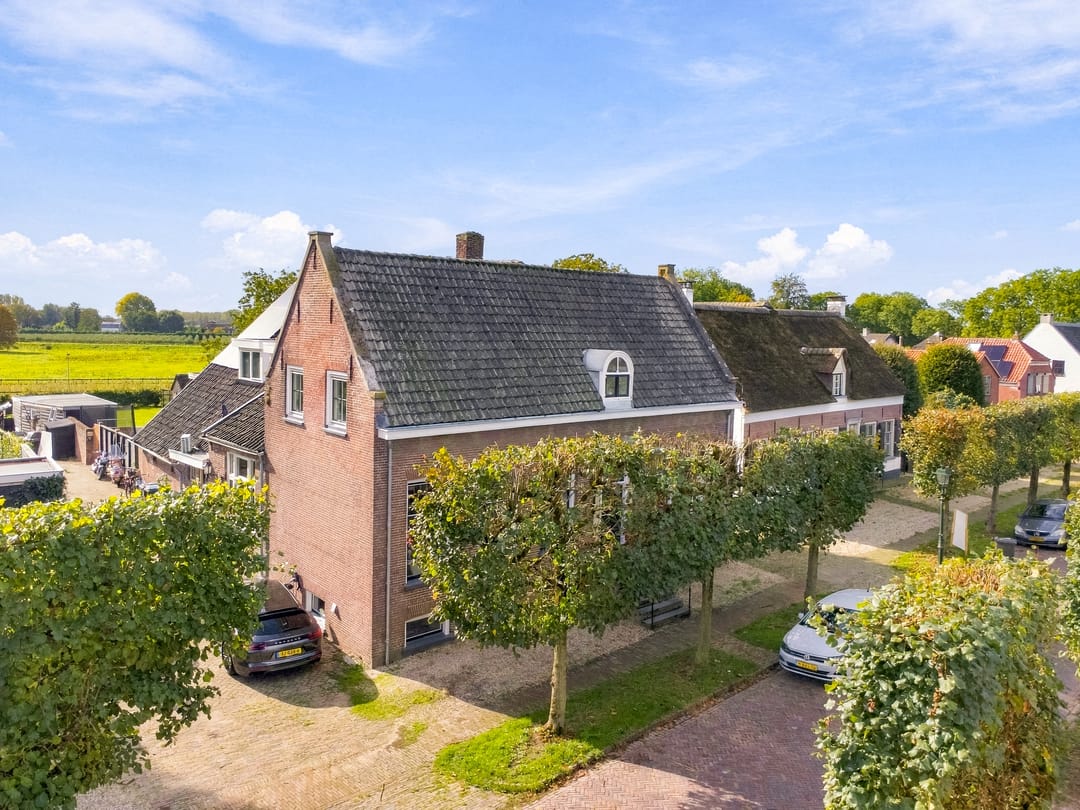 Photo 58 of Voorstraat 113