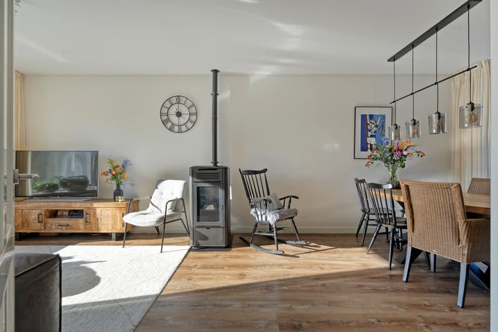 Tussenwoning te koop: Leliestraat 81, Zwolle