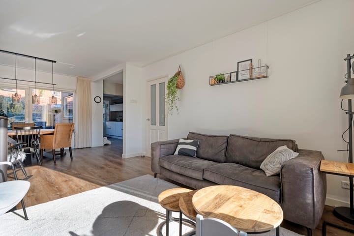 Tussenwoning te koop: Leliestraat 81, Zwolle