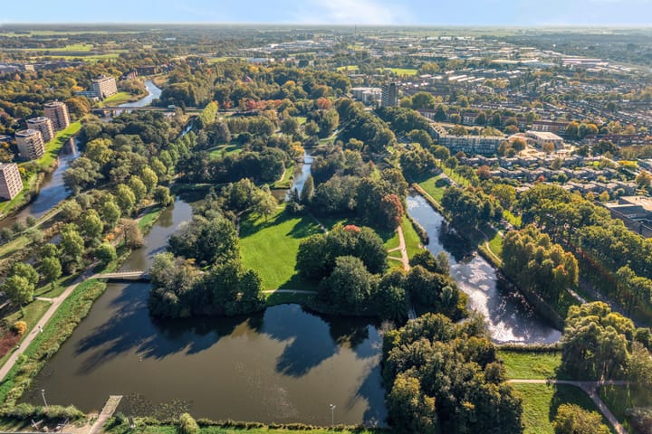 Tussenwoning te koop: Leliestraat 81, Zwolle