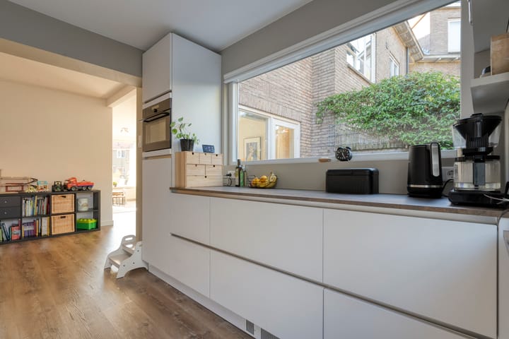 Tussenwoning te koop: Leliestraat 81, Zwolle