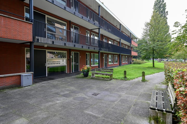 Appartement te koop: Veenendaalplein 22, Amstelveen