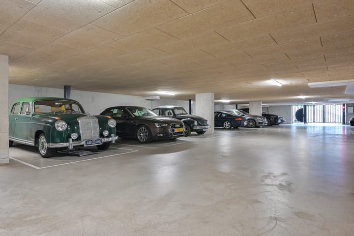 Appartement te koop: Veenendaalplein 22, Amstelveen